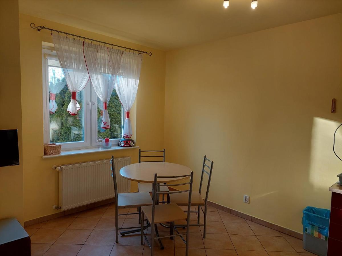 Apartament Z Ogrodkiem Kolobrzeg Ngoại thất bức ảnh